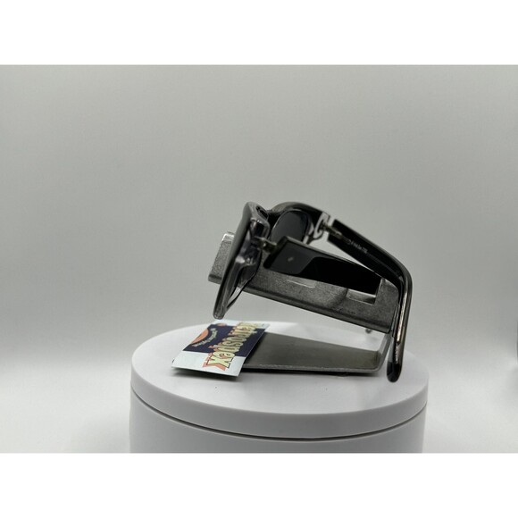 Vintage Designer Y2K Sunglasses Traditional Style OEM Grey Polarized Sun Lenses - Picture 9 of 10